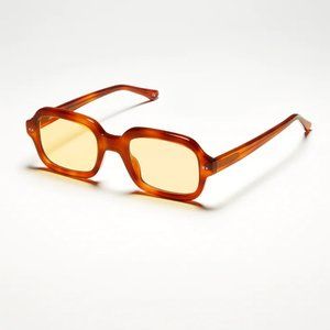Lexxola Jordy Sunglasses - Tortoise / Yellow